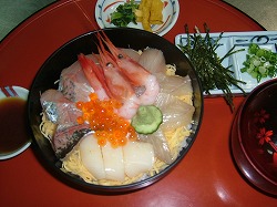 海鮮丼