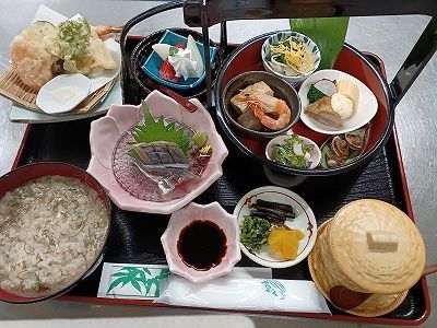 春の会席料理